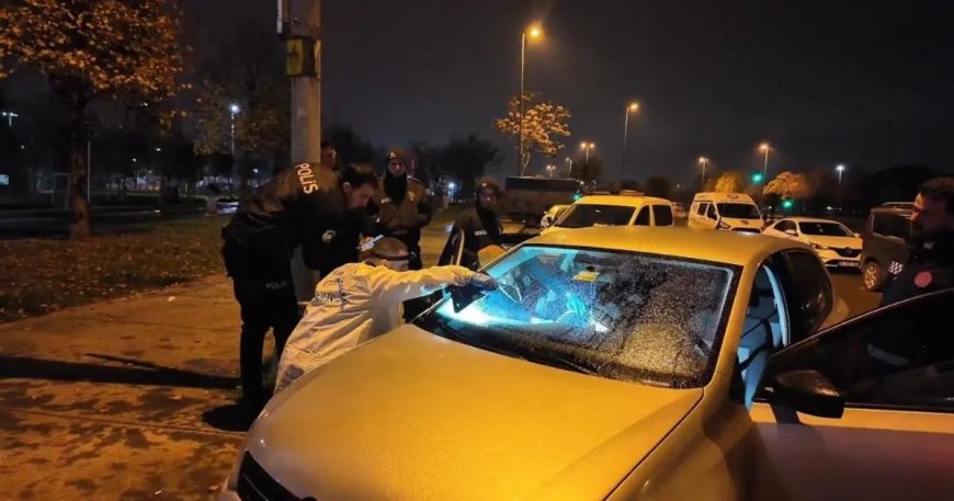 Park halindeki araçtan ceset çıktı