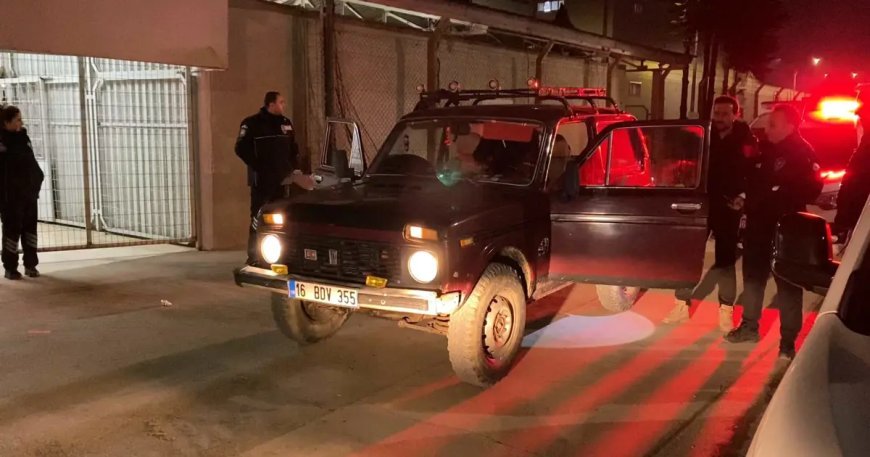 Polisten kaçarken ekip otosuna çarptı. Ehliyetsiz sürücüye 95 bin lira ceza