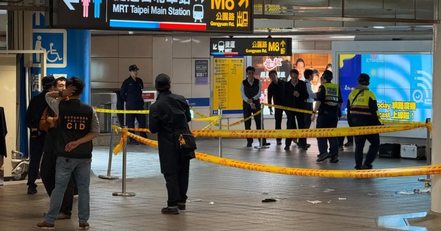 Tayvan'da metroda dehşet. Sis bombası atıp önüne geleni bıçakladı