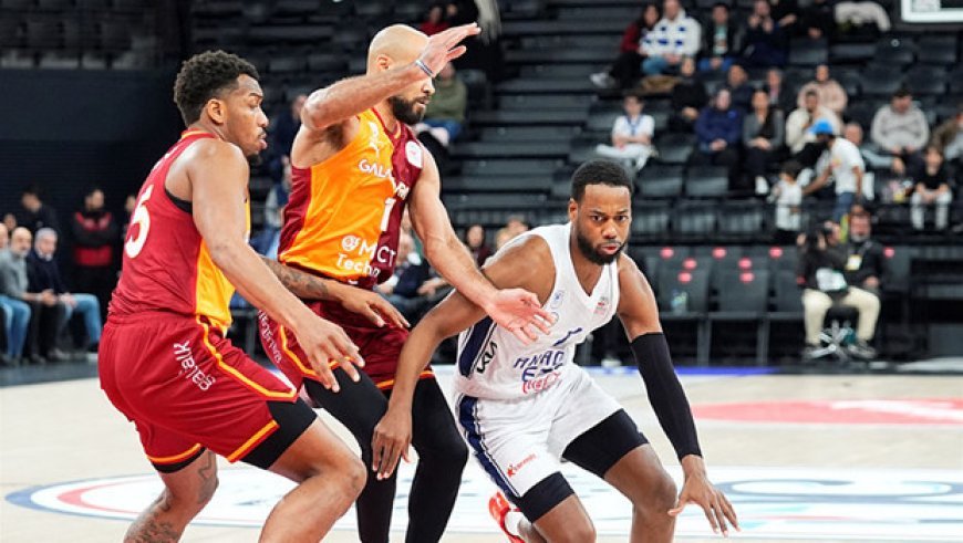 Anadolu Efes 5 maçlık mağlubiyet serisine son verdi!