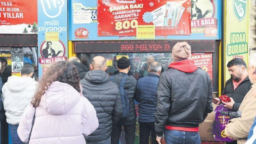 Nimet Abla gişesinde bilet kuyruğu uzadı