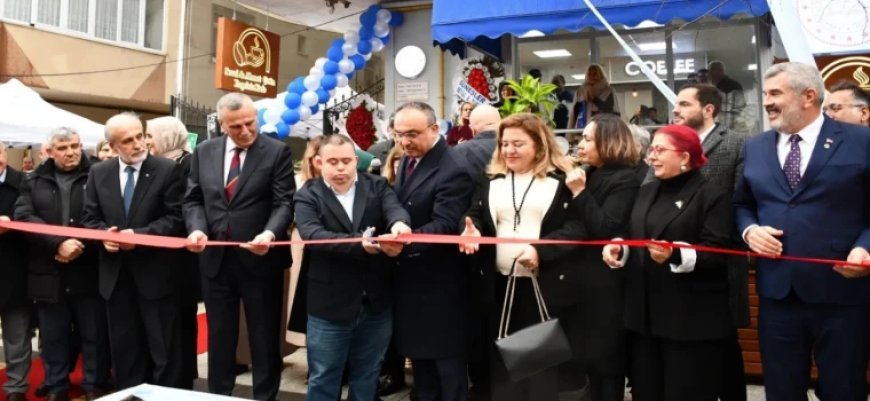 ÇERKEZKÖY’DE ENGELSİZ KAFE AÇILDI