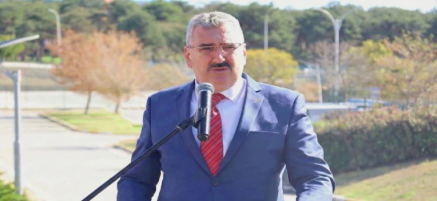 REKTÖR ŞAHİN’DEN YENİ YIL MESAJI: “2026, BİLİMİN VE GELİŞİMİN YILI OLACAK”