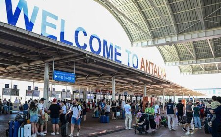 Antalya turizmi 2025 yılını ziyaretçi rekoruyla kapattı