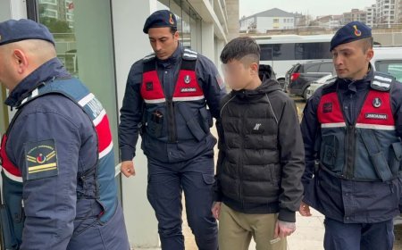 Samsun'da 17 yaşındaki çocuk yüklü miktarda uyuşturucu hapla yakalandı