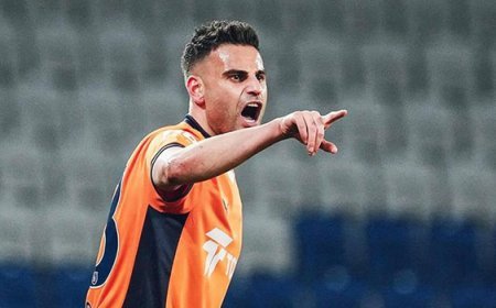 Başakşehir'de Deniz Türüç ile yollar ayrıldı!