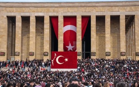 Anıtkabir'e milyonlar akın etti