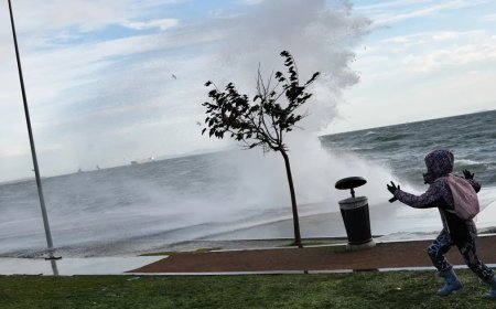 İstanbul için fırtına uyarısı. 80 kilometreye ulaşacak