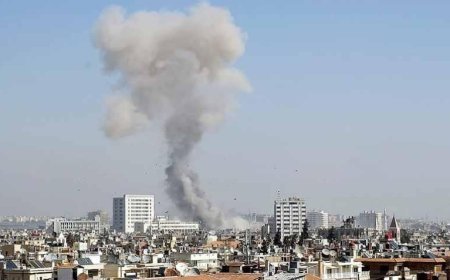 SON DAKİKA HABERLER: Suriye'de patlama! Havalimanı yakınlarında roket saldırısı