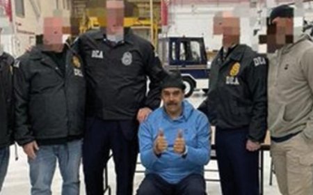 Kapüşonlu mavi ‘sweatshirt’e hücum