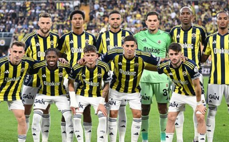 Fenerbahçe'nin yıldızına teklif geldi! Transferde resmi görüşme