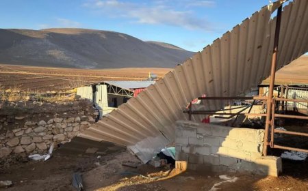 Fırtına iki günde beş can aldı