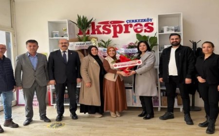 MHP ÇERKEZKÖY İLÇE BAŞKANI FATİH BERBER VE KADIN KOLLARI BAŞKANI AYLİN KISA’DAN ÇERKEZKÖY EKSPRES’E 10 OCAK ZİYARETİ