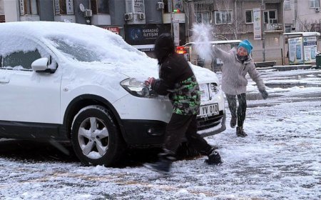 Tekirdağ'da kar yağışı etkili oluyor