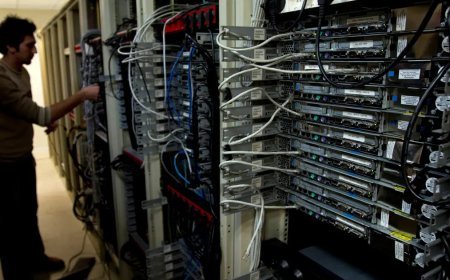 İran’da “internet” yok, “intranet” var: 10 milyon kişinin geçim kaynağında kesinti