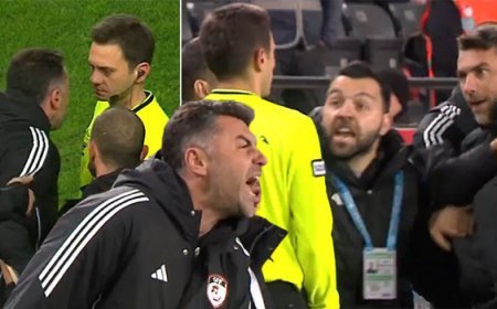 Burak Yılmaz, kırmızı kart gördü: Karara sinirlendi, hakemin üzerine yürüdü!