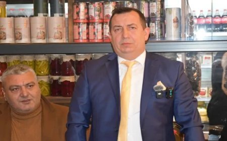 YILMAZ ARAT’TAN GAZETECİLERE 10 OCAK ÇALIŞAN GAZETECİLER GÜNÜ YEMEĞİ
