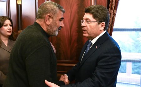 Bakan Tunç, Kabaiş ailesi ile görüştü. "En yakın zamanda her şey çözülecek"