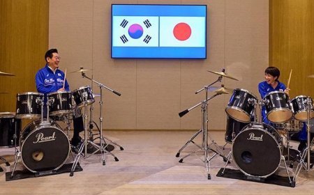 Japonya ve Güney Kore liderlerinden bateri şov! 'Ritmi yakalamaya çalıştık'