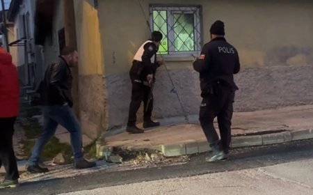 Polisi aradı, "cinayet işledim" dedi. Eve uzun namlulu silahlarla girildi