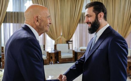 Suriye'de yeni dönem! Anlaşma sonrası Barrack'tan CNN Türk'e Suriye açıklaması