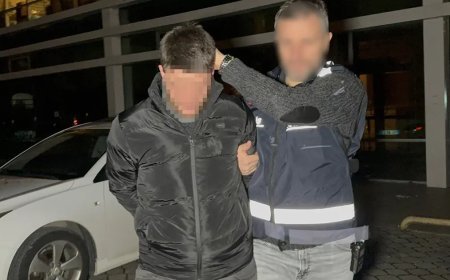 Kafe müdürü müşterileri rahatsız ettiği öne sürülen 4 kişiyi vurdu