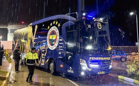 Fenerbahçe kafilesi, hava muhalefeti nedeniyle Alanya'da kaldı!