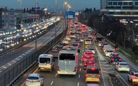İstanbul'da mesai çıkışı trafik yoğunluğu! Yüzde 83'e çıktı