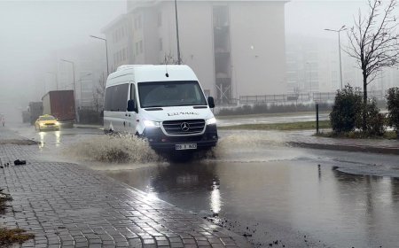 Çorlu’da sağanak etkili oldu