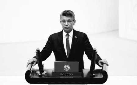 Eski AK Parti Uşak Milletvekili Altay hayatını kaybetti