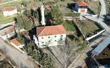 25 yıl önce arazilerini bağışlayıp cami yaptırdılar. Şimdi icralık oldular