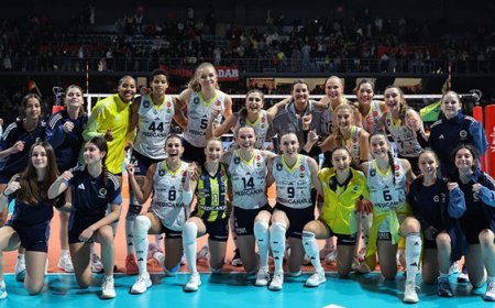 Fenerbahçe Medicana, Eczacıbaşı'nı 3-1'le geçti!