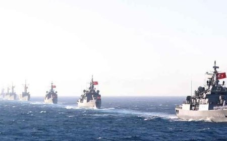 SON DAKİKA HABERLER: Ege'de 2 yıllık Türk kıskacı! Yunan basını: Savunmaya hapsolduk