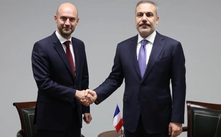 Fransa Dışişleri Bakanı Barrot Türkiye'ye geliyor