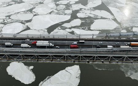 Dondurucu soğuklar Hudson Nehri’ni kısmen dondurdu