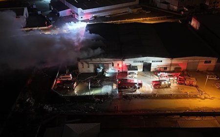 Kayseri’de mobilya fabrikasındaki yangın kontrol altına alındı