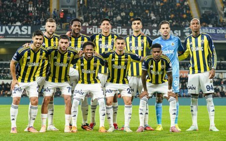 Fenerbahçe'nin yıldızından kötü haber! Maç kadrosundan çıkarıldı