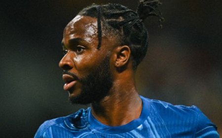 Chelsea, Raheem Sterling'in sözleşmesini feshetti