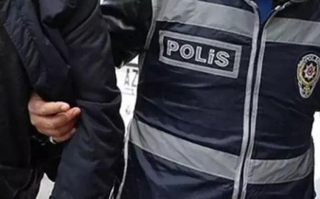 İzmir'de kaçak sigara ve taklit etil alkol operasyonu: 4 kişi tutuklandı