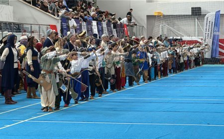 Kütahya’da Geleneksel Türk Okçuluğu şöleni başladı