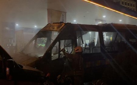 Kağıthane’de korku dolu dakikalar! Benzin istasyonunda minibüsler alev alev yandı