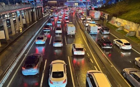 İstanbul'da akşam saatlerinde trafik yoğunluğu yüzde 80'e çıktı