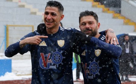 Erzurumspor FK, Sarıyer'i 4 golle devirdi!