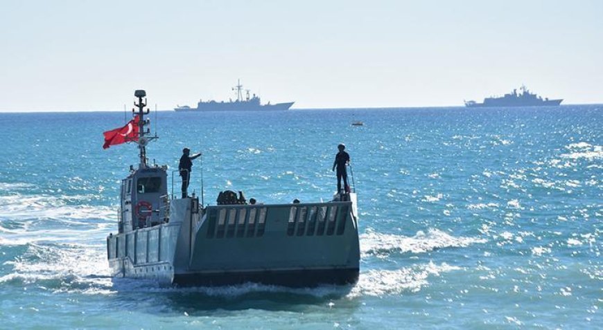 'Doğu Akdeniz barut fıçısına döndü' diyerek duyurdular! 'Türkiye köşeye sıkıştırıyor, gözümüzü dört açmalıyız'