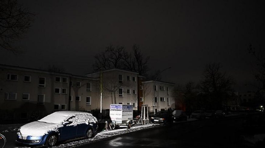 Berlin'de 50 bin hane elektriksiz kaldı!