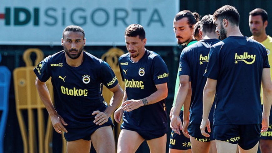 Fenerbahçe'nin 2 futbolcusu daha Kasımpaşa yolunda!