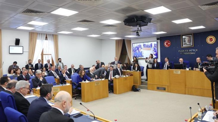 En düşük emekli aylığı teklifi TBMM Plan ve Bütçe Komisyonu'nda