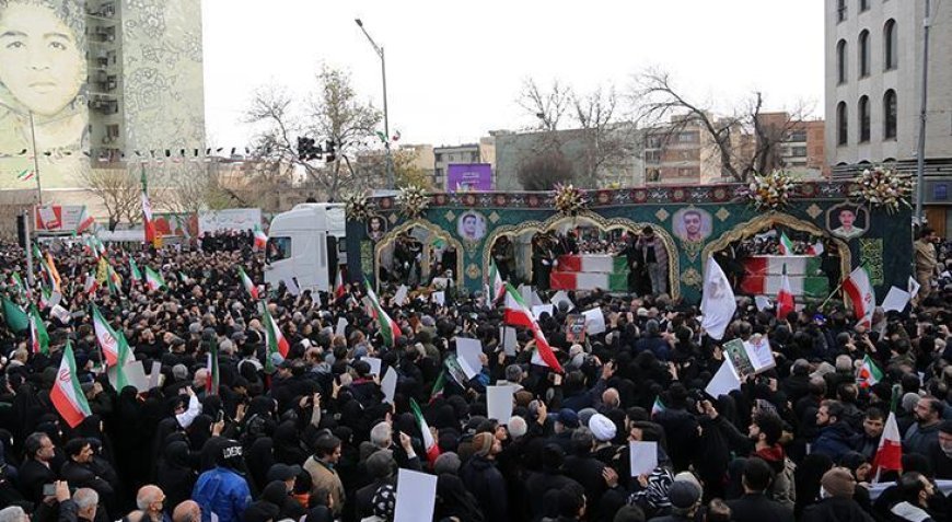 İran'da protestoların bilançosu ağırlaşıyor! Can kaybı artarken, günler sonra bir ilk yaşandı