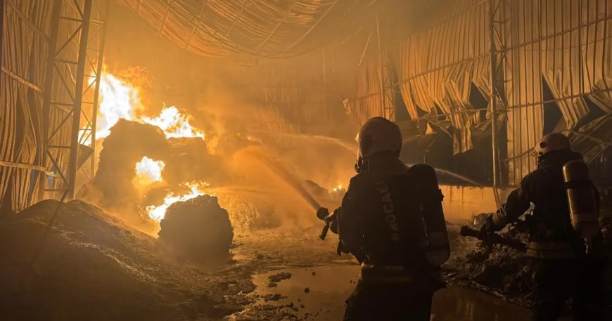 Atık naylon deposunda yangın