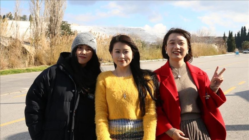 Çinli turistlerin gözdesi Pamukkale'de vize muafiyeti memnuniyeti